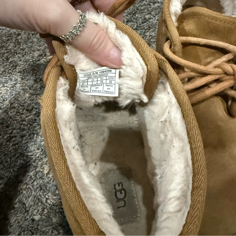 UGG Neumel Boots - Picture 5 of 7